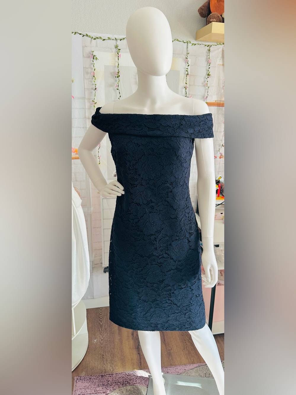 Lauren Ralph Lauren Navy Lace Off Shoulder Sheath Dress